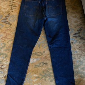 Levi’s Wedgie Fit Size 31. Like New.
